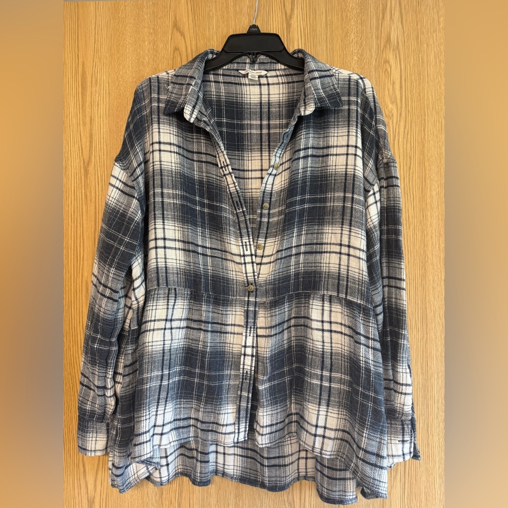 American Eagle Outfitters Blue and White Plaid Blouse